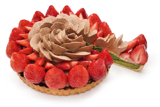 カフェコムサ／福岡県産いちご「あまおう」と八女抹茶のベイクドチーズケーキ