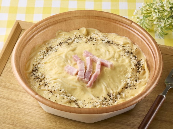 ミニストップ　大盛　たまごのコク！カルボナーラ