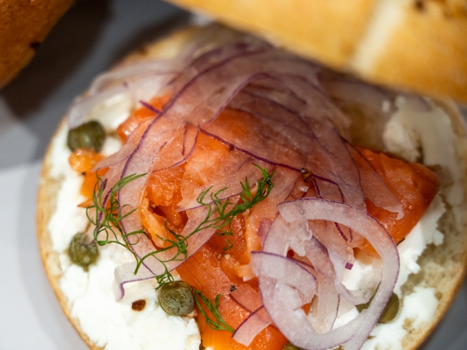 RABBIT BAGELS 六本松店 ロックス