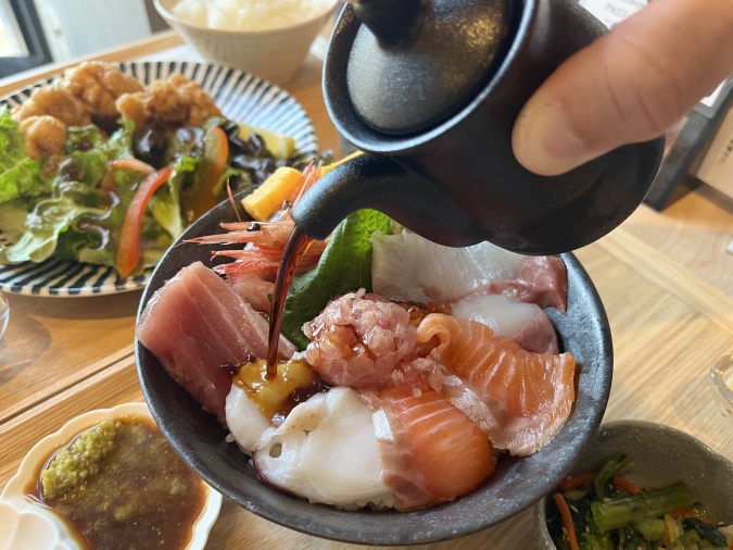 初雪 春吉店 hatsuyuki 特選海鮮丼