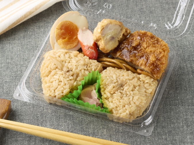 ミニストップ　鶏めしとおかずセット