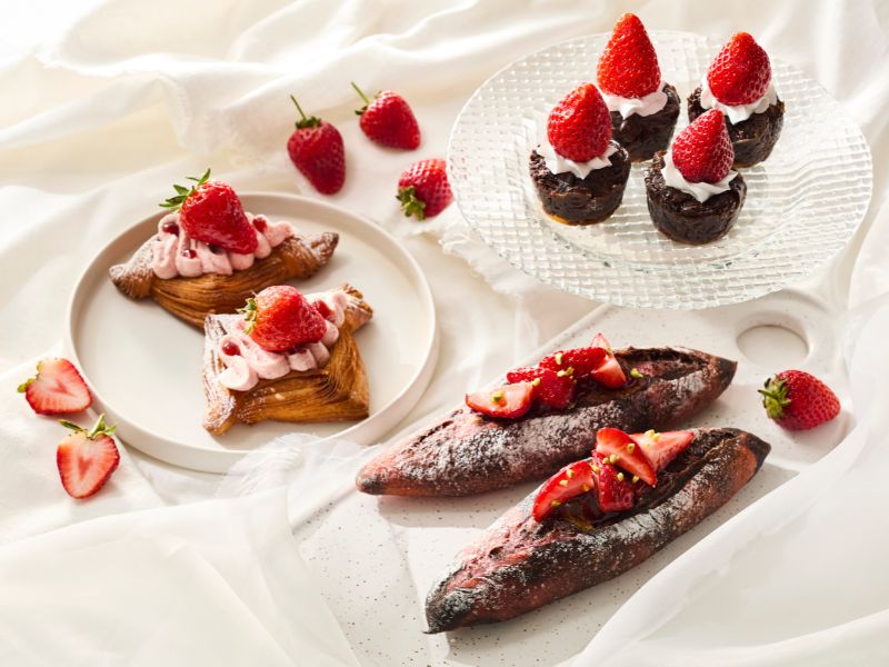 ブールアンジュ　いちごのパン