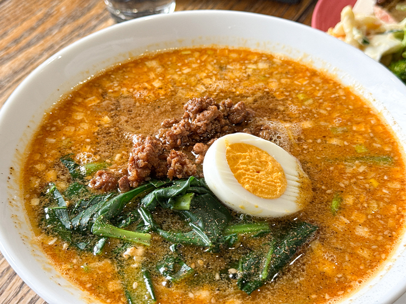 Asian Kitchen 餃子のHana87（アジアンキッチン ギョウザノハナハナ）