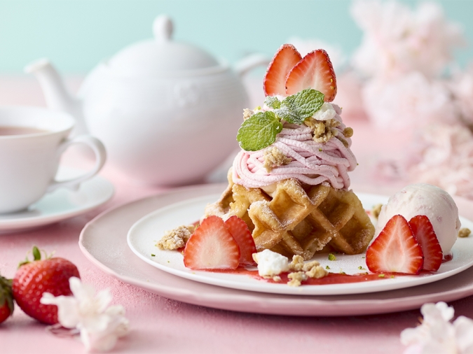 アフタヌーンティー・ティールーム　さくらと苺のモンブランワッフル