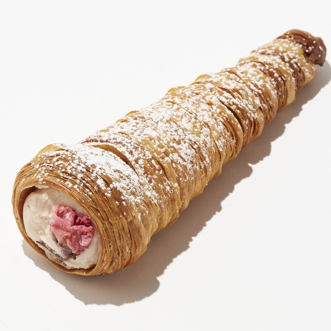 ブールアンジュ　クロワッサンコロネ さくら