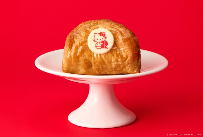 RINGO 焼きたてカスタードアップルパイ 〔ハローキティ〕