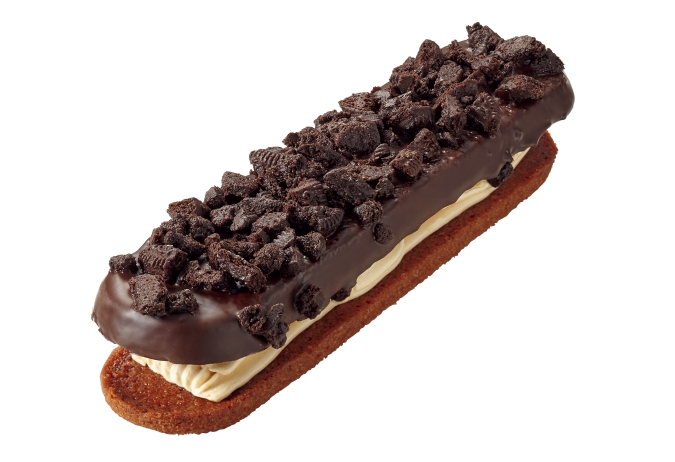 ファミリーマート　大阪ブラックサンダー　ザクザクチョコクッキーサンド（キャラメル）