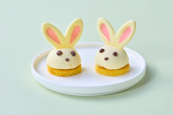 ホテルJALシティ福岡 天神「イースターガーデンアフタヌーンティー」　うさぎのレアチーズケーキタルト