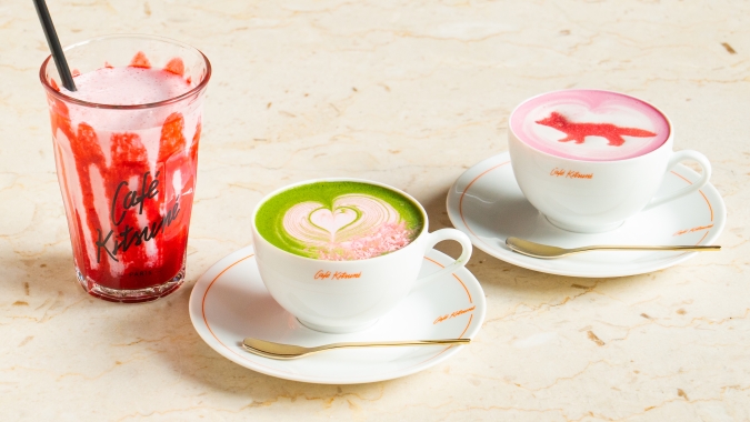 カフェキツネ　桜ラテ　桜抹茶ラテ　ストロベリーミルク