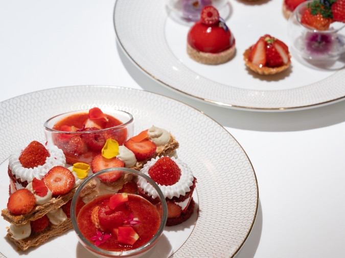 ウルフギャング・ステーキハウス 夜景の肉食ハイティー ストロベリーVer.