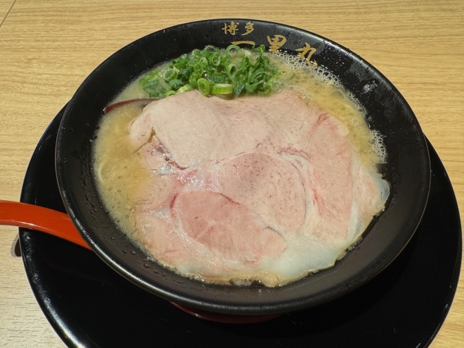 ラーメンスタジアム一黒丸ラーメン