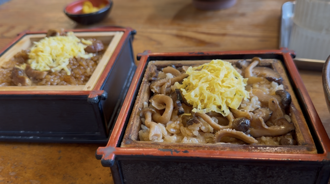 いおり庵きのこごはん