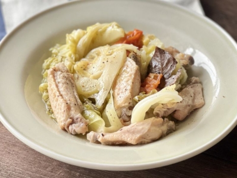 春キャベツと手羽中のくたっと煮