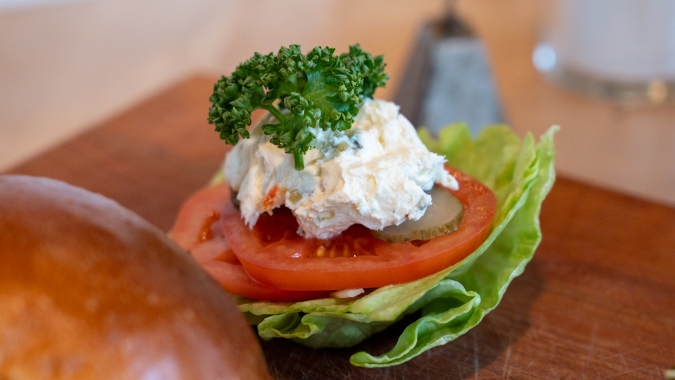 バーガートウカ ディップ