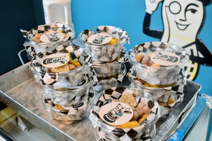 『Mick DOUGHNUTS(ミックドーナツ)』 『WAN DOUGHNUT』(500円)