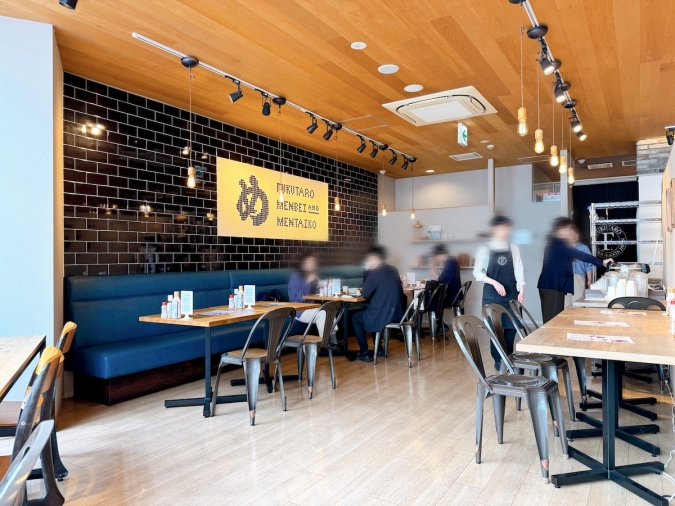 福太郎 天神テルラ店　テーブル席