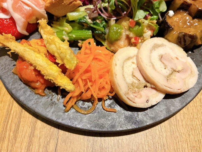 ビストロレグナ　前菜の盛り合わせ