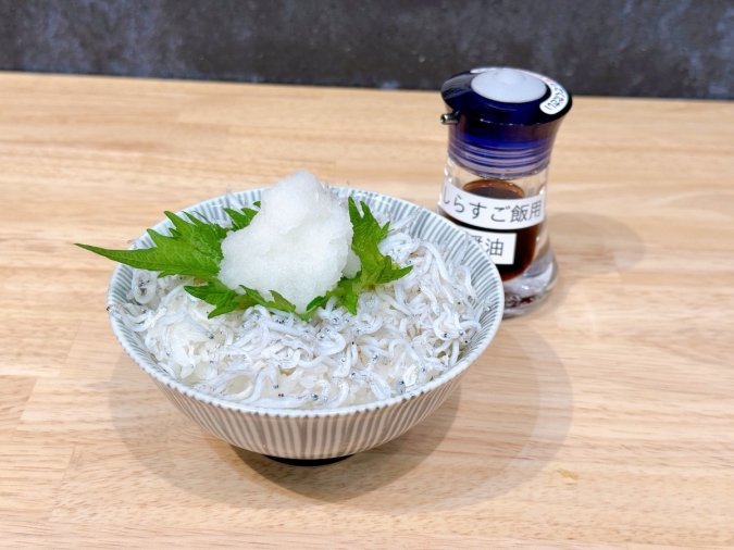 博多うどんBUSHI　しらすご飯
