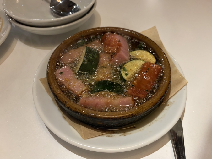 大衆イタリアンうめぼし アヒージョ