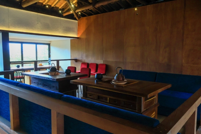 茶房びんずけ屋　内装