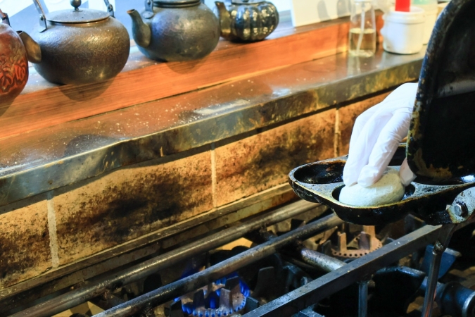 茶房びんずけ屋　愛宕餅焼き台