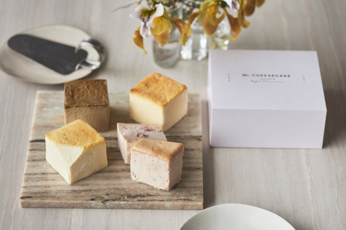 『Mr. CHEESECAKE assorted 4-Cube Bloom』
