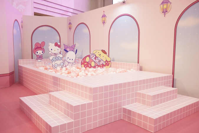 SANRIO CHARACTERS KAWAII TOWN　サンリオラバーズスクール