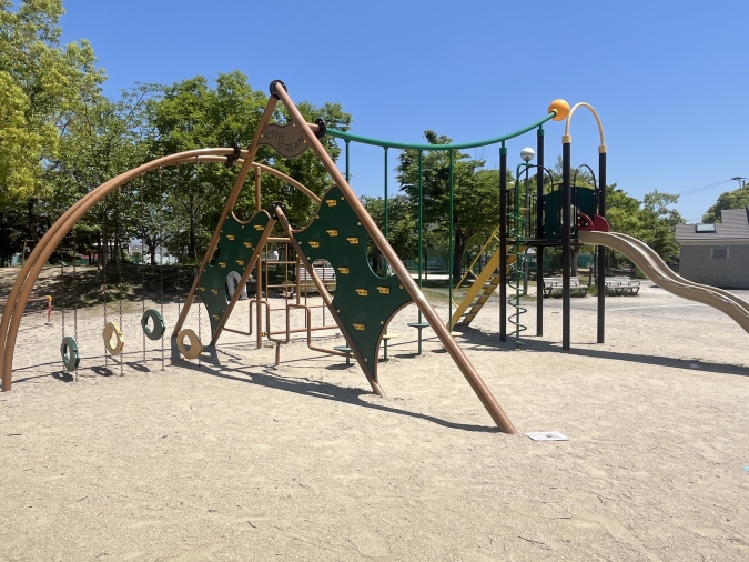 小田部中央公園 アスレチック遊具