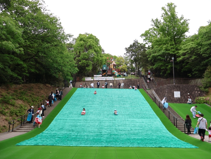 東平尾公園大谷広場　草スキー場