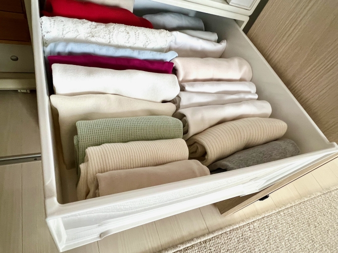 洋服の収納　こんまり流片づけ　