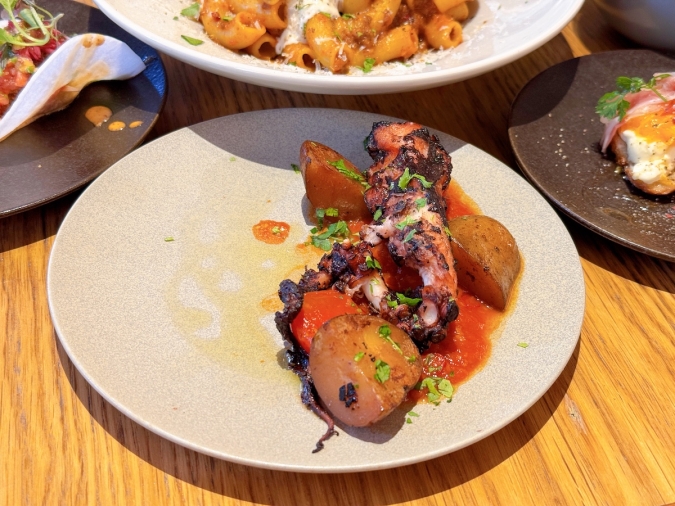 The CRAFT Bar and Grill　真蛸