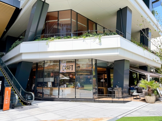 The CRAFT Bar and Grill　外観
