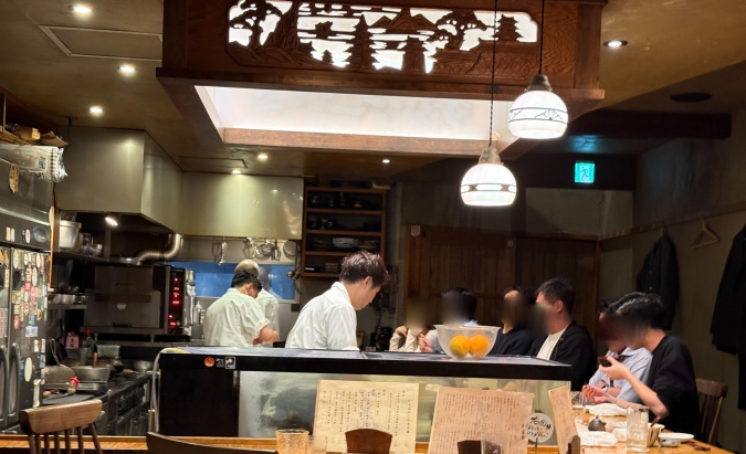 魚ト肴 いとおかし　内観