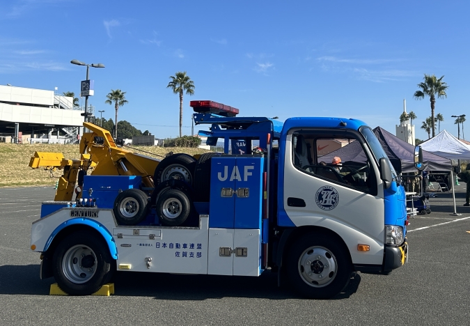 はたらくくるま in 鳥栖プレミアム・アウトレット レッカー車