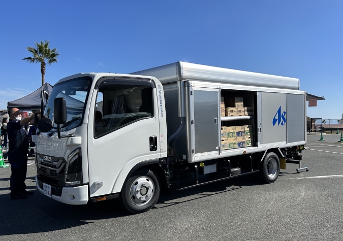 はたらくくるま in 鳥栖プレミアム・アウトレット ボトルカー