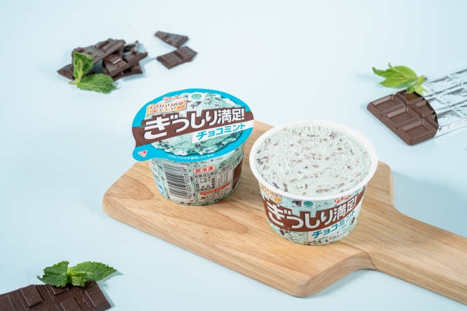 ファミリーマート「ぎっしり満足！　チョコミント」
