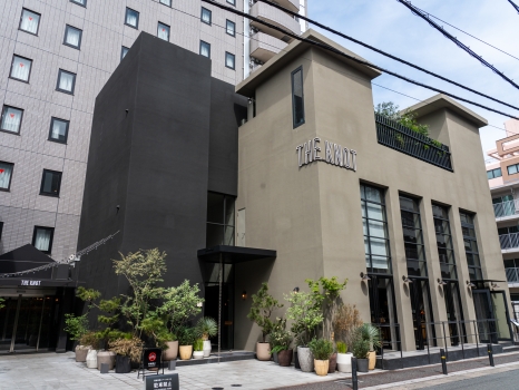 MORETHAN CAFE RESTAURANT LOUNGE 外観