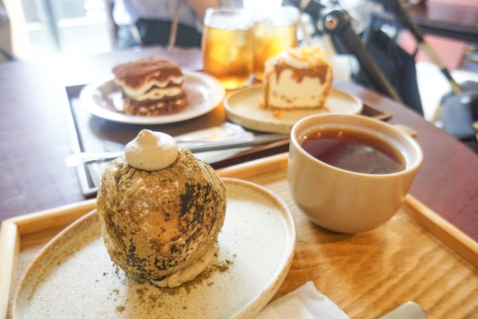 喫茶今日　デザート（ドーナツフォーカス）