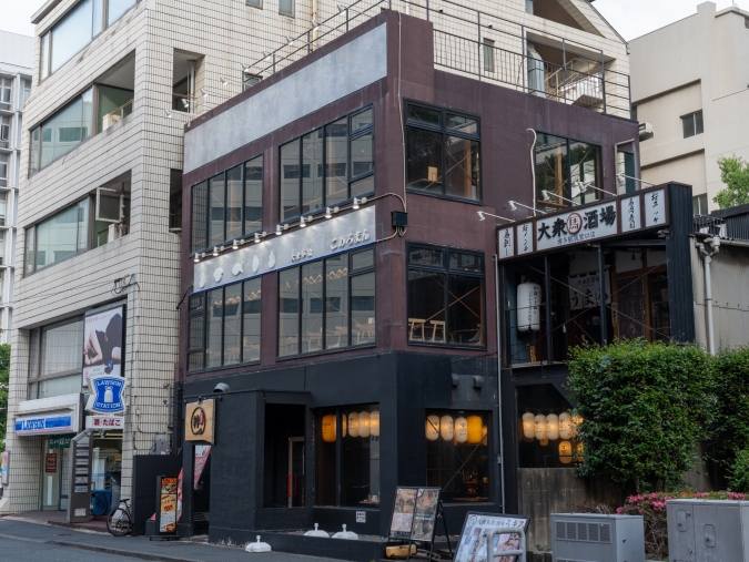 大衆炉端 こめろまん。 外観