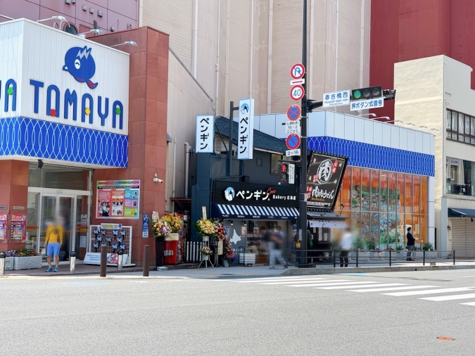 ペンギンベーカリーCoco西中洲店　外観