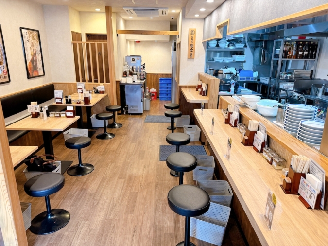 博多中華そば 幸ノ助 住吉本店　店内