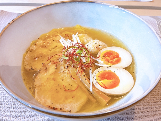鶏そば 朧（おぼろ）／行橋市／鶏そば