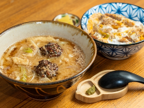 『うどん杵むら（きむら）』ごま味噌うどんとミニかつ丼