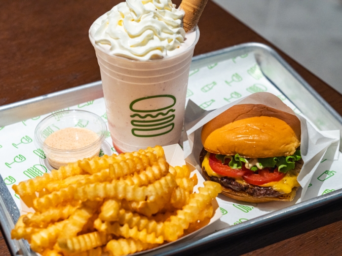 シェイク シャック 博多店 料理集合