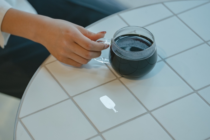 ブルーボトルコーヒー 博多カフェ ロゴ