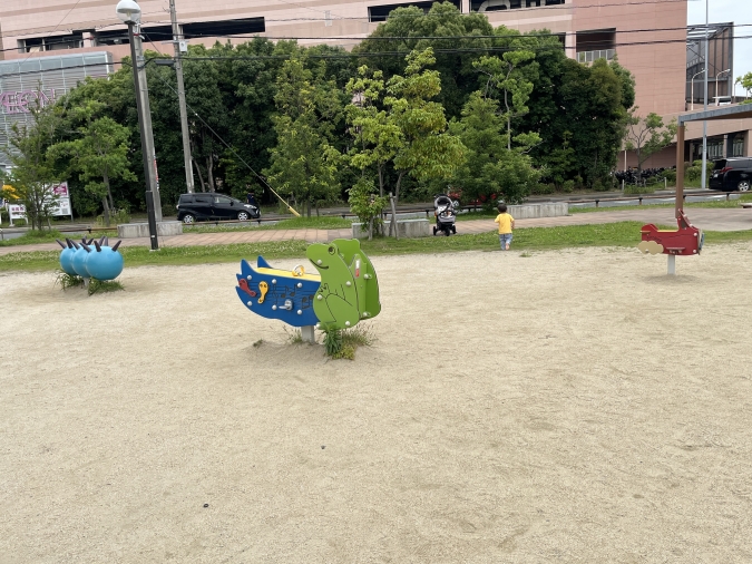 山ノ鼻古墳公園　スプリング遊具