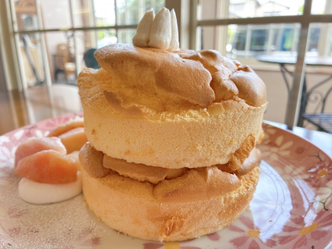 あさぎ家　もものパンケーキ