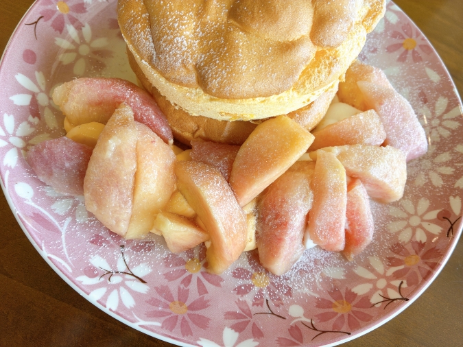 あさぎ家　もものパンケーキ