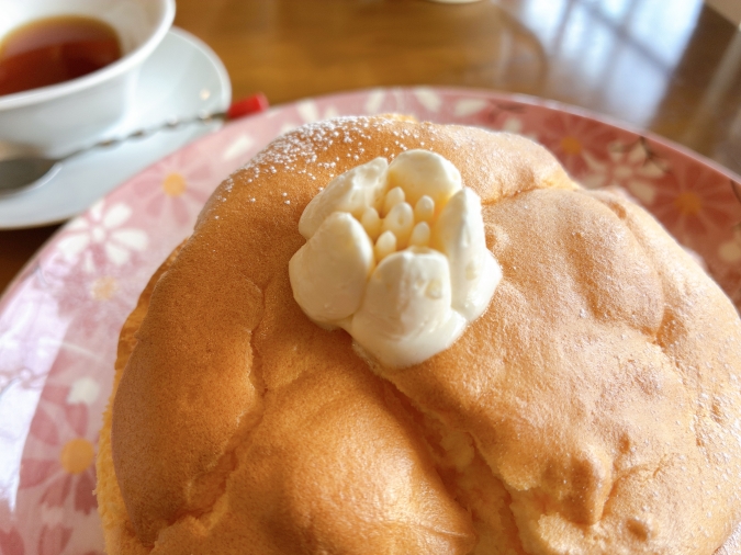 あさぎ家　もものパンケーキ
