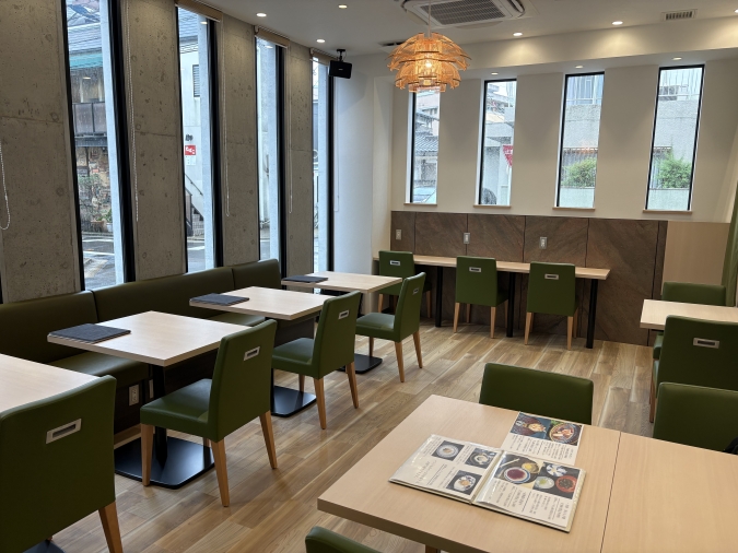 茶寮嗣味　店内